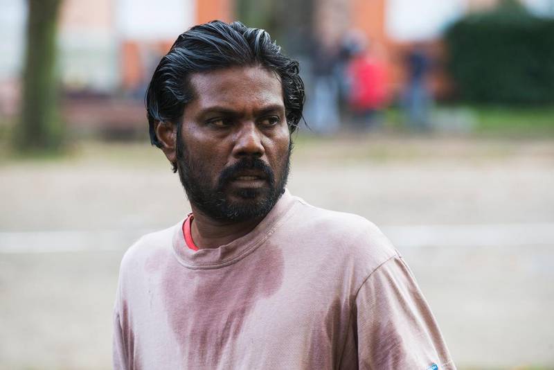  handler om en soldat fra separatistbevegelsen Tamiltigrene som vil starte livet på nytt, og vant Gullpalmen i Cannes.