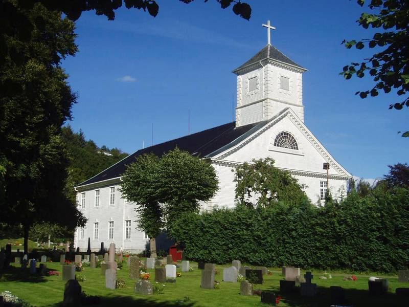 Mandal kyrkje er Norges største trekyrkje. Ho har 1.800 sitjeplassar og var det første monumentalbygg som blei reist i landet etter at Norge fekk eigen grunnlov i 1814. No rotnar kyrkja.