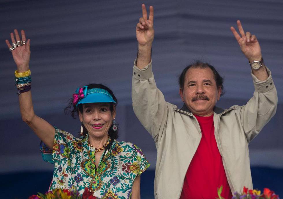 – Enda et familiedynasti med autoritære trekk, sier professor Benedicte Bull om ekteparet Daniel Ortega og Rosario Murillo, som går mot brakseier i helgens presidentvalg.