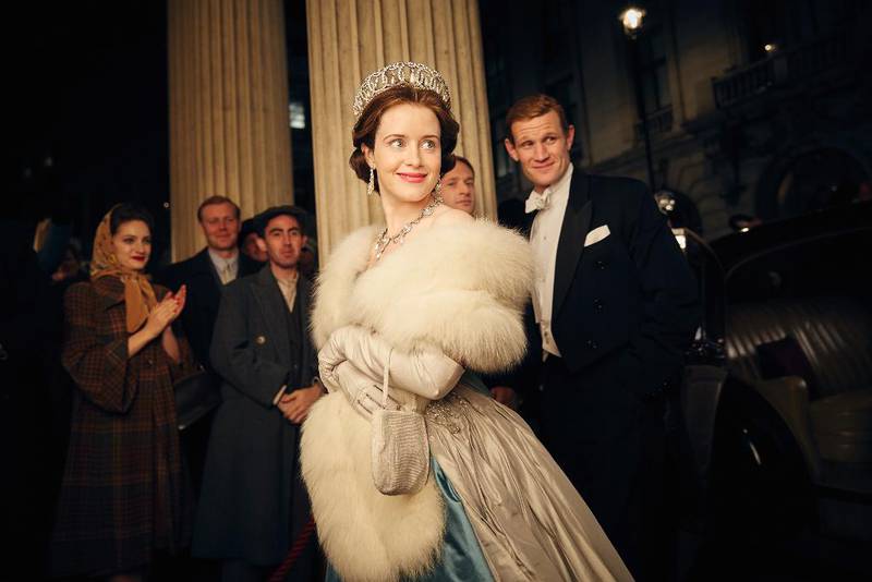 Britisk: I The Crown spiller Claire Foy rollen som en ung dronning Elizabeth.