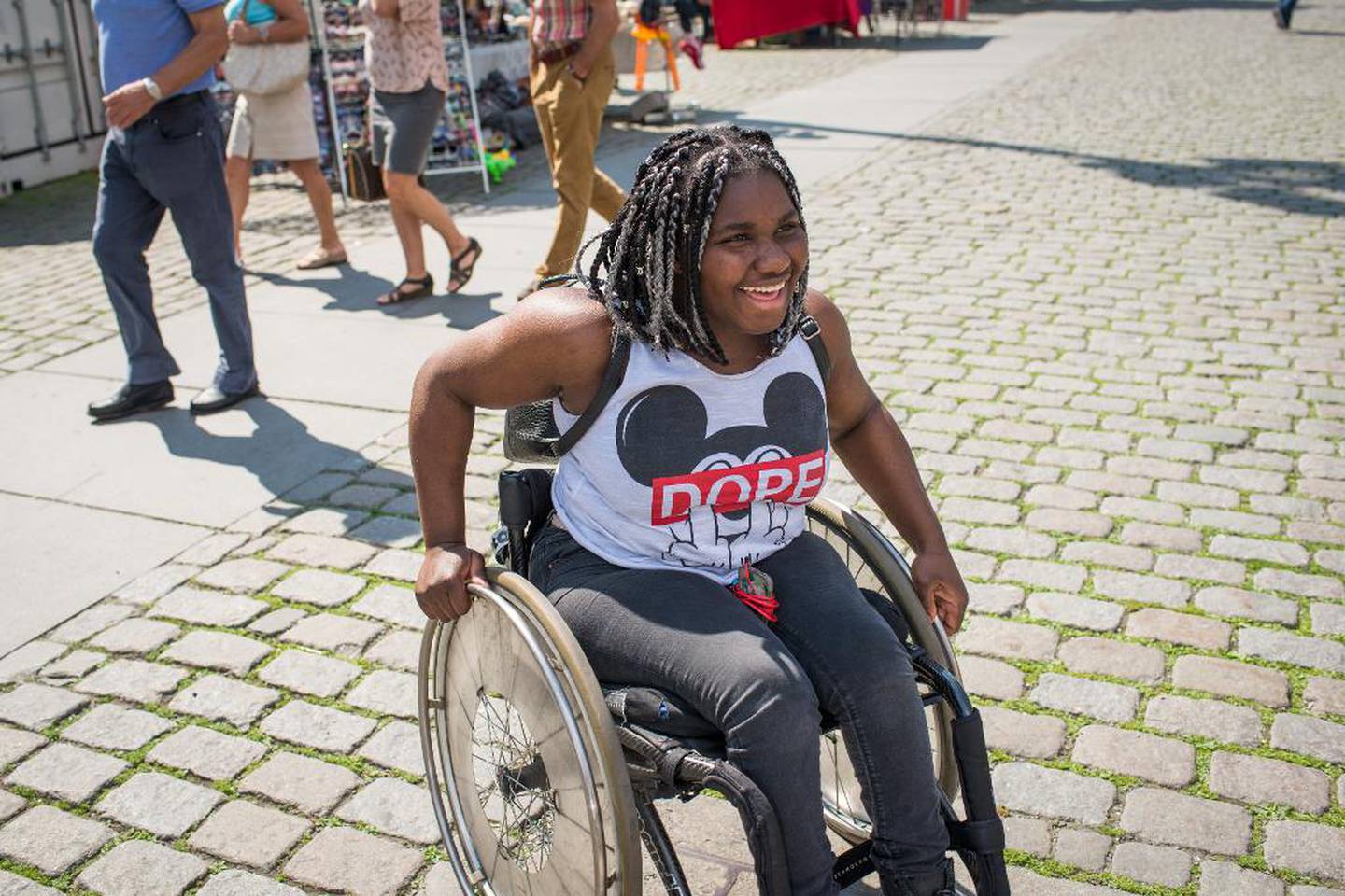 – Det er trist at Norge diskriminerer en person fordi de ser en rullestol eller blindestav. Folk må huske at det er en stor forskjell på psykisk utviklingshememde og funksjonshemmet. Begge blir dratt under samme kam, sier Salamatu.