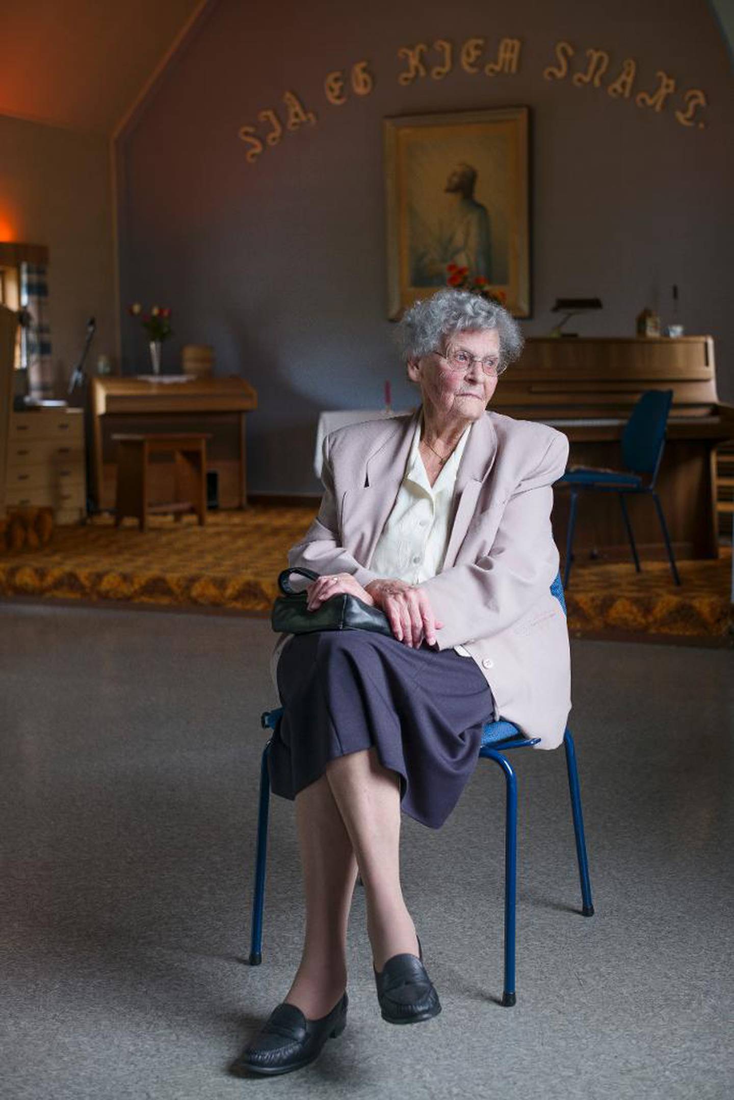 Judith Steinsvik, 89 år. Hun er den eldste i menigheten og husker hvordan det var i bedehuset under krigen.