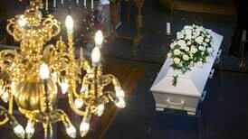 Stadig flere ber om pengehjelp på Spleis til begravelser