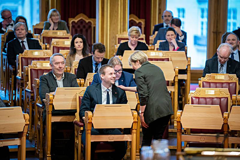 Stortinget. Første dag på Stortinget etter endringer i Regjeringen. Kari Elisabeth Kaski og Kjell Ingolf Ropstad