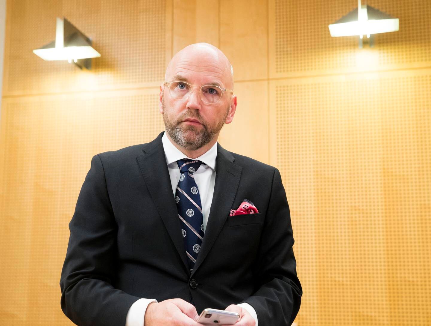 Forsvarsadvokat Brynjar Meling sier den 25 år gamle terrordømte mannen anker dommen med en gang.
Foto: Terje Pedersen / NTB
