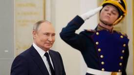 Putin er ikke så isolert som Vesten hevder