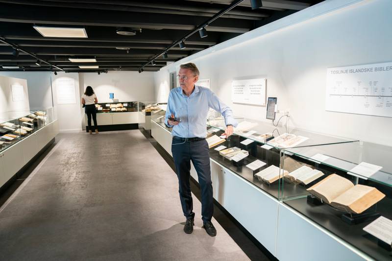Rune Arnhoff åpnet før helgen Nordens første bibelmuseum, basert på egen samling. Materialet går tilbake til 1200-tallet. 