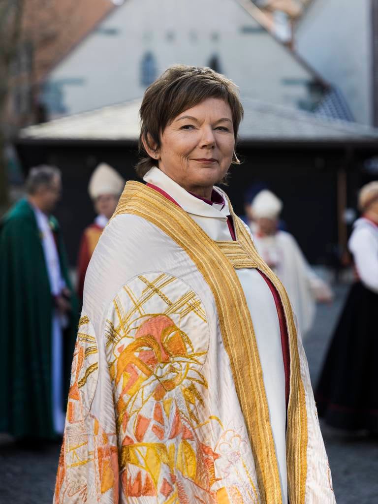 Innsetting av ny biskop, Ragnhild Jepsen, i Bjørgvin.
