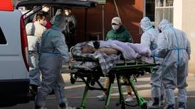 Kinas sykehjem stenger ned i frykt for smitte