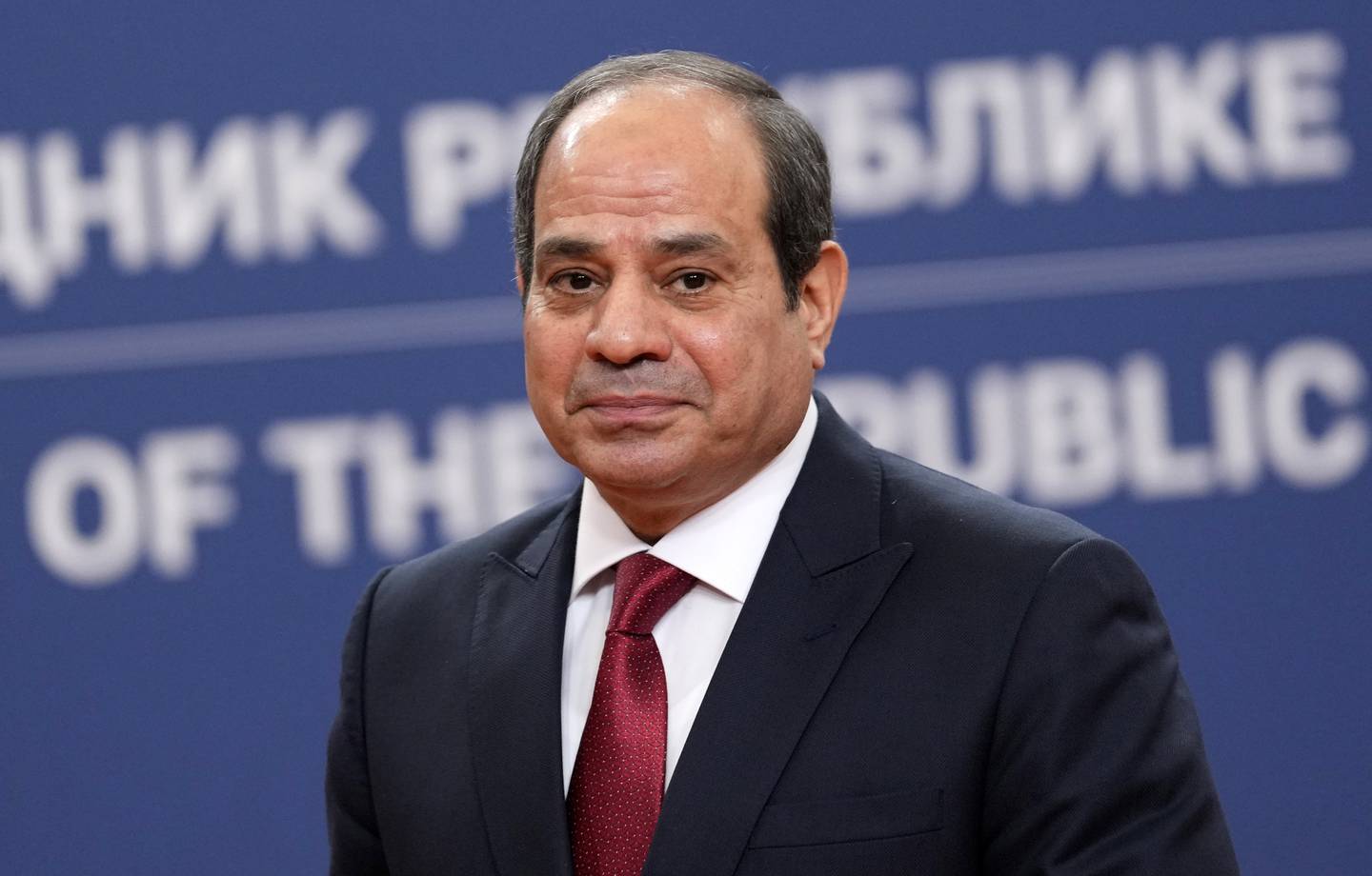 Egypts president Abdel Fattah al-Sisi får hyppig kritikk fra menneskerettsaktivister og dem som ønsker et mer demokratisk styre i Egypt. Nå skal al-Sisi være vert for FNs klimakonferanse COP 27. Foto: Darko Vojinovic / AP / NTB