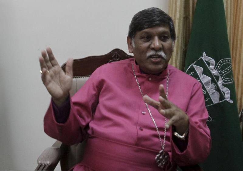 – Hvor mye beskyttelse er nødvendig for å beskytte seg mot slike terrorister, spør biskopen i Lahore, Irfan Jamil.