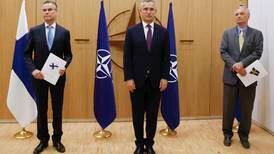 Sverige og Finland har levert sine Nato-søknader