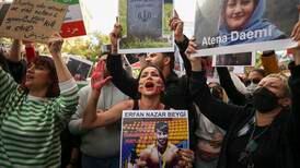 Volden mot kvinner i Iran