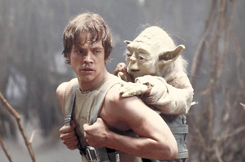 Når Yoda snakker om kraften, og forteller om dens mørke og lyse sider, snakker han til Luke Skywalker. Da er det som om Yoda også snakker til oss, påpeker Markus Davidsen.