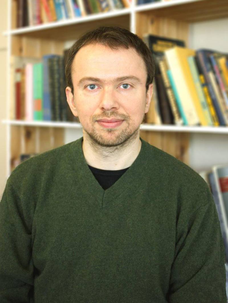 Jens André P. Herbener er religionshistoriker, forfatter og fast religionsdebattant i den danske avisen Politiken. 