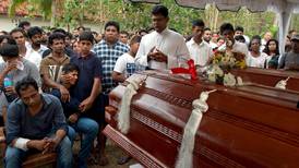 Sørgedag, unntakstilstand og soldater i gatene på Sri Lanka