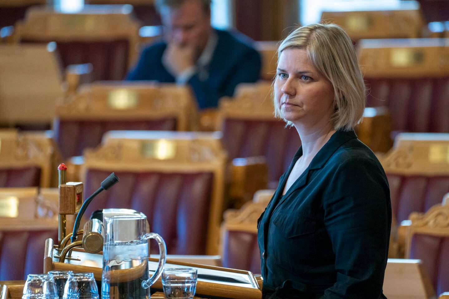 Norge må unngå å bli en frihavn for russiske skip, sier Venstre-leder Guri Melby. Foto: Terje Pedersen / NTB