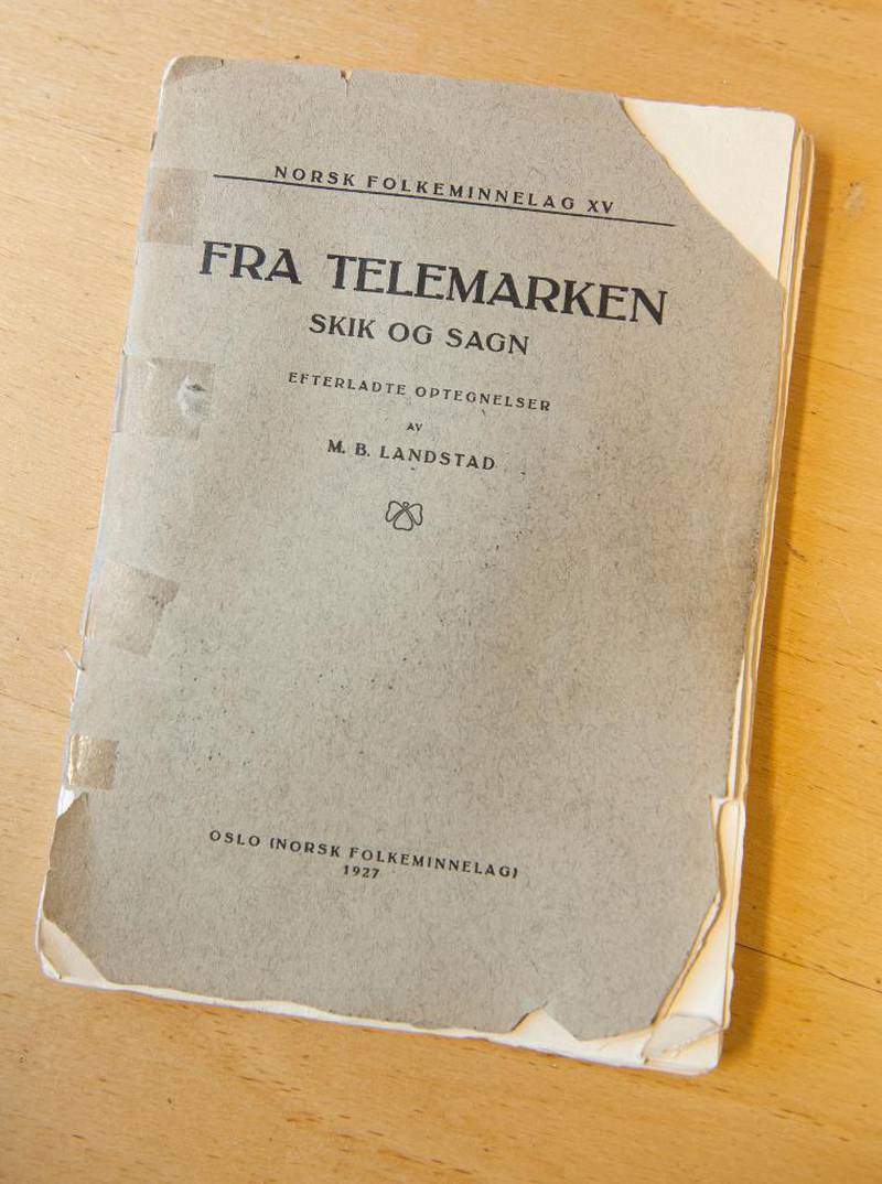Landstads bok Fra Telemarken – Skik og sagn ble gitt ut i 1927.
