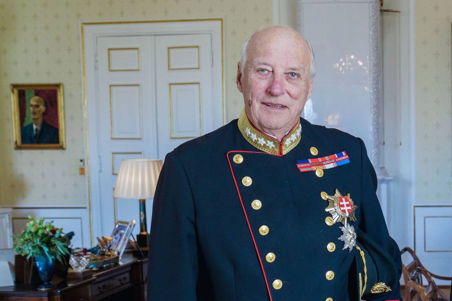 Kong Harald er fredag tilbake i jobb etter sjukmeldinga. Foto: Stian Lysberg Solum / NTB / NPK