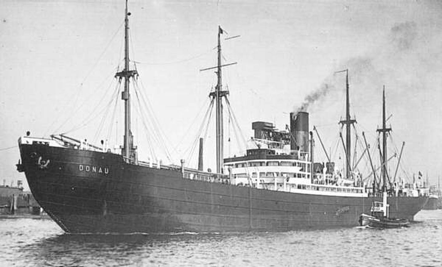 26. november 1942 ble 532 jødiske fanger brakt ombord på skipet ved Utstikker 1 ved Amerikalinjens kai i Oslo[3], fordelt på 302 menn, 188 kvinner og 42 barn.