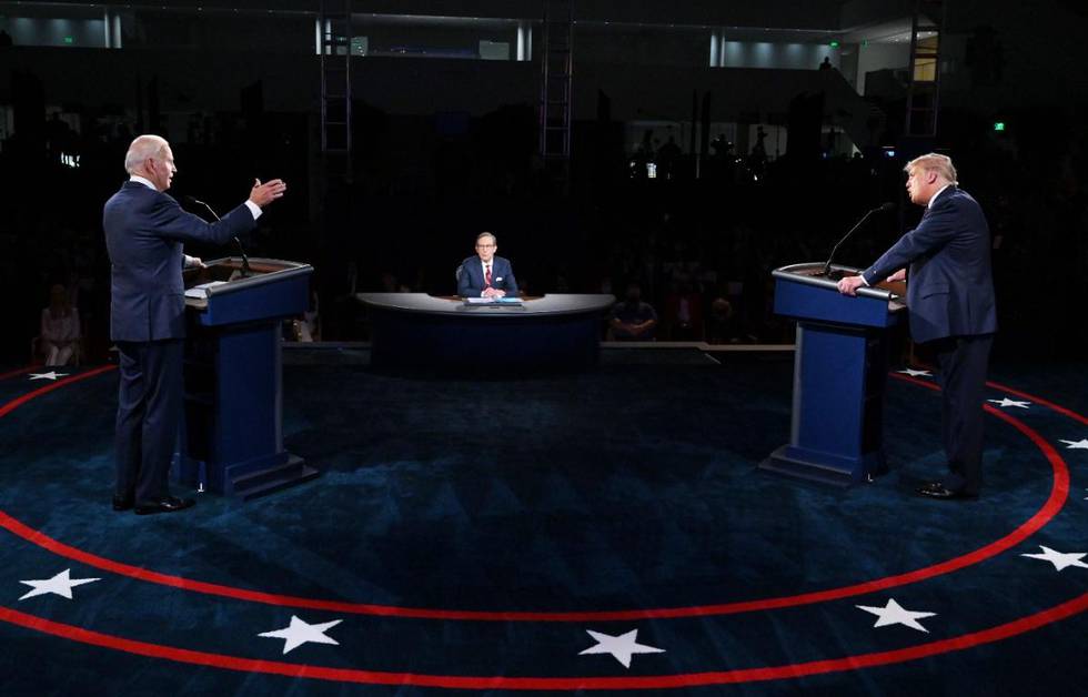 Joe Biden og Donald trump i den første av tre debatter.