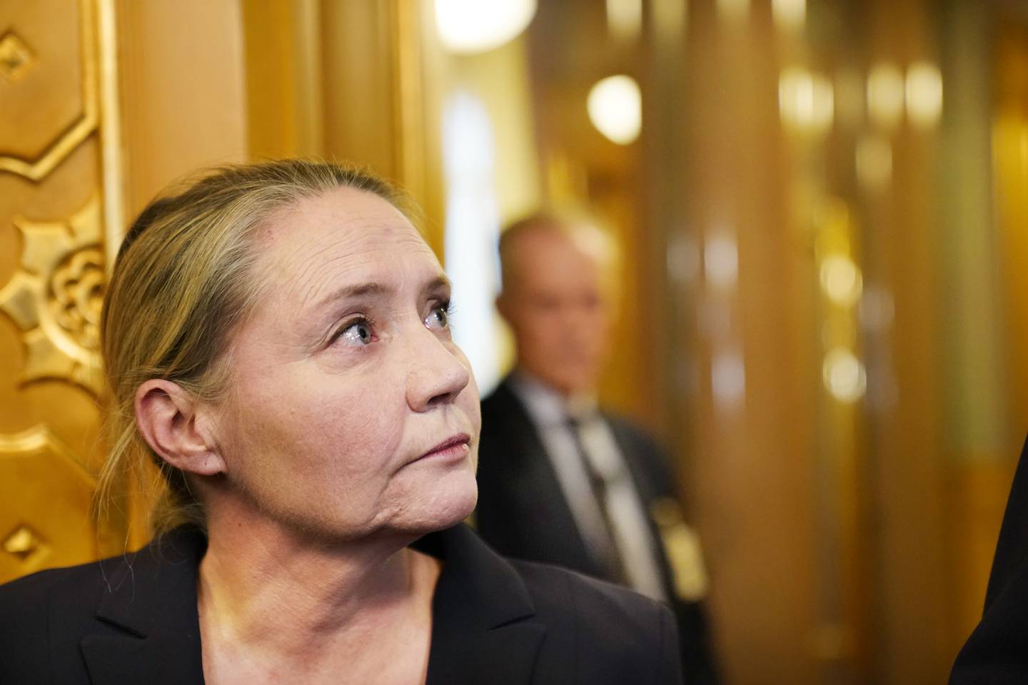 Avtroppende stortingspresident Eva Kristin Hansen sier at hun ennå ikke er kontaktet av politiet. Foto: Torstein Bøe / NTB