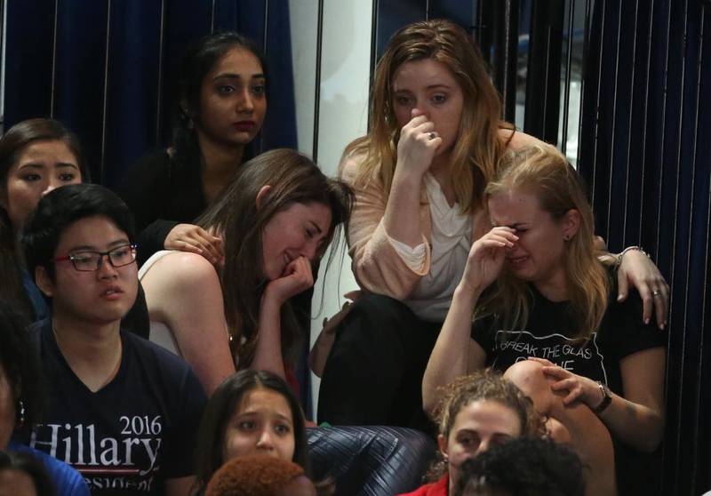 Clinton-supportere i New York fortviler etter valgnederlaget. 