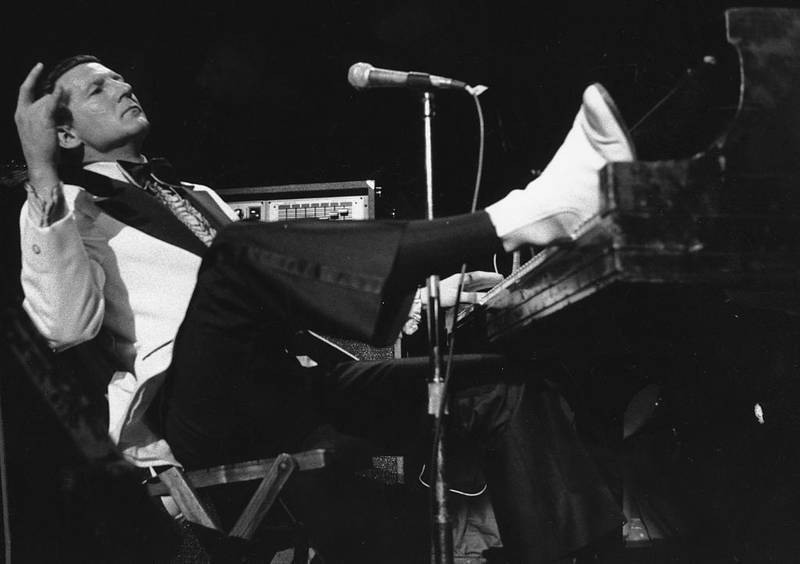 Jerry Lee Lewis var i konstant krysspress mellom sin pinsemenighet og omverdenen.