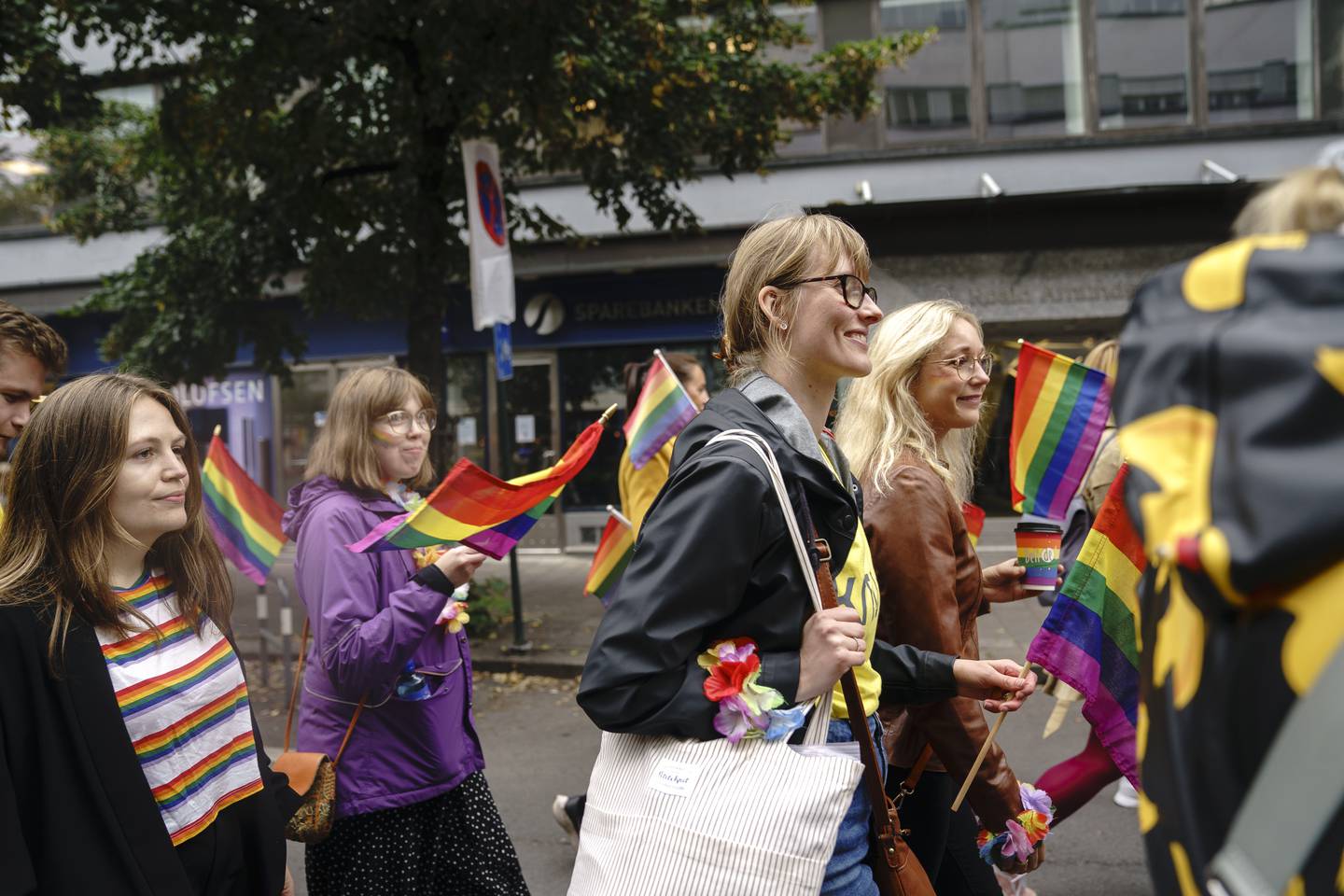 Regnbuetog og solidaritetsmarkering 10. september i Oslo. Pride.
