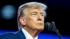 Trump stortrives med rykter om snarlig arrestasjon, mener professor