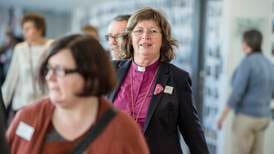 Ber biskopen klargjøre: Har hun gitt prest rett til å reservere seg mot kvinnelige kollegaer?
