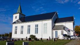 Lys fra oven gir norske kirker miljøvennlig energi og overskudd