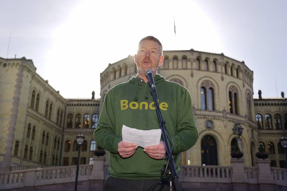 Leder i Norges Bondelag, Bjørn Gimming, holdt appell på Norges Bondelags tradisjonsrike politikerfrokost foran Stortinget onsdag.
Foto: Heiko Junge / NTB