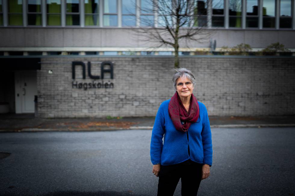 Line Alice Ytrehus, professor i interkulturelle studier ved NLA Høgskolen i Bergen, bekymres av utspillene til NLAs eiere om at høgskolen bør innta posisjonen som et «bolverk mot liberal teologi».
