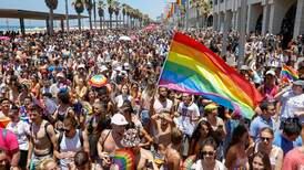 Israel vil tillate surrogati for homofile