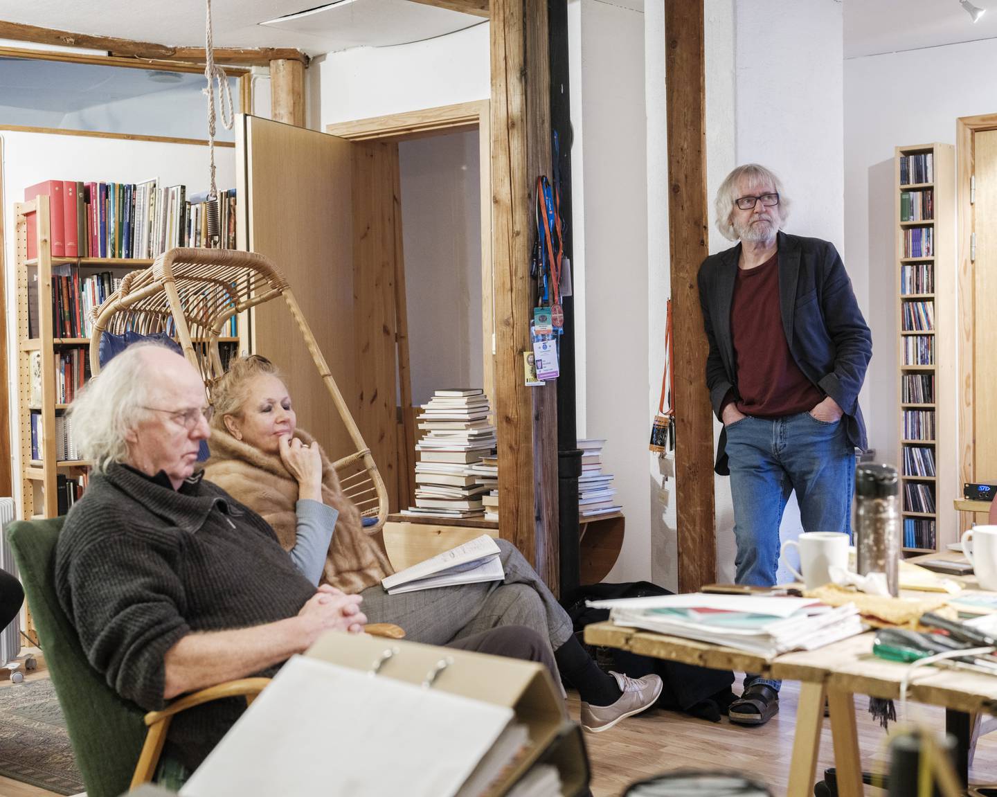 Erik Hillestad 60 år. Fotografert hjemme i studioet på Frogner.