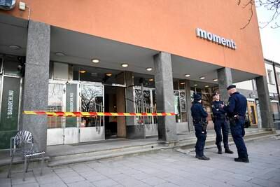Maskerte personer skal ha angrepet politisk arrangement i Stockholm