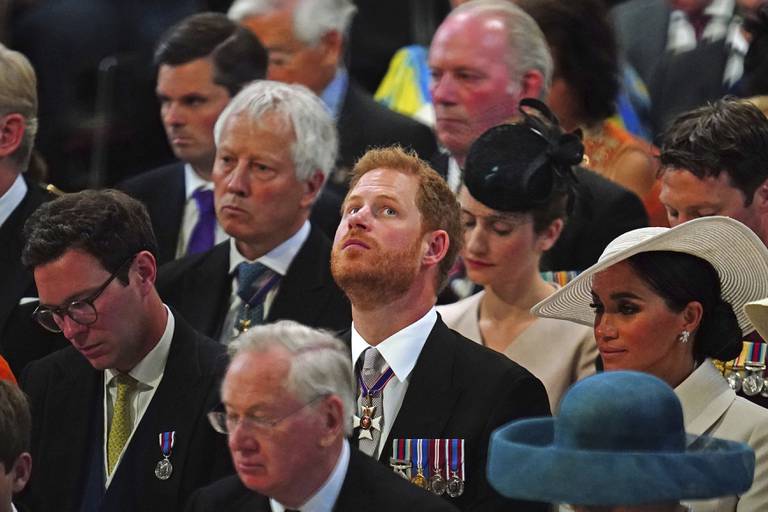 Prins Harry og hertuginne Meghan under fredagens gudstjeneste i St. Paul's Cathedral. Foto: Victoria Jones / AP / NTB