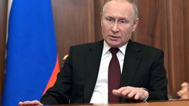 UiT forsker på falske nyheter: – Putin vrir om historien for å gå inn med militær makt