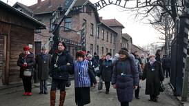 Strid om skoletur til Auschwitz
