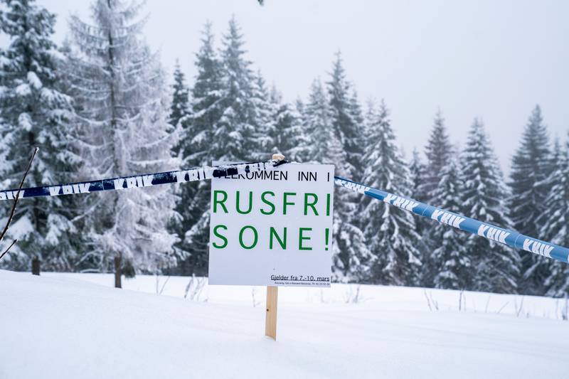 I år får Holmenkollen skifestival, som arrangerer rennet, hjelp til å lage eit alkoholfritt tilbod av idrettsorganisasjonane KRIK og Idrett Uten Alkohol.