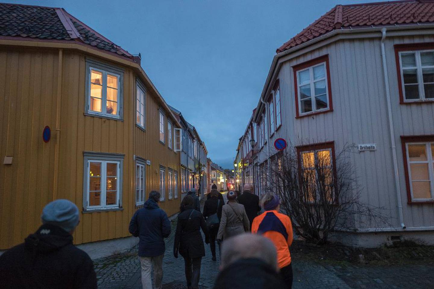 I småhusene langs Trondheims trange gater, veitene, ble det holdt bibeltimer og forkynnelse for allmuen inspirert av den nye pietismen. 