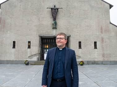 Han er ny biskop, men skal fremdeles spille i «Bodøs beste progrock-band»
