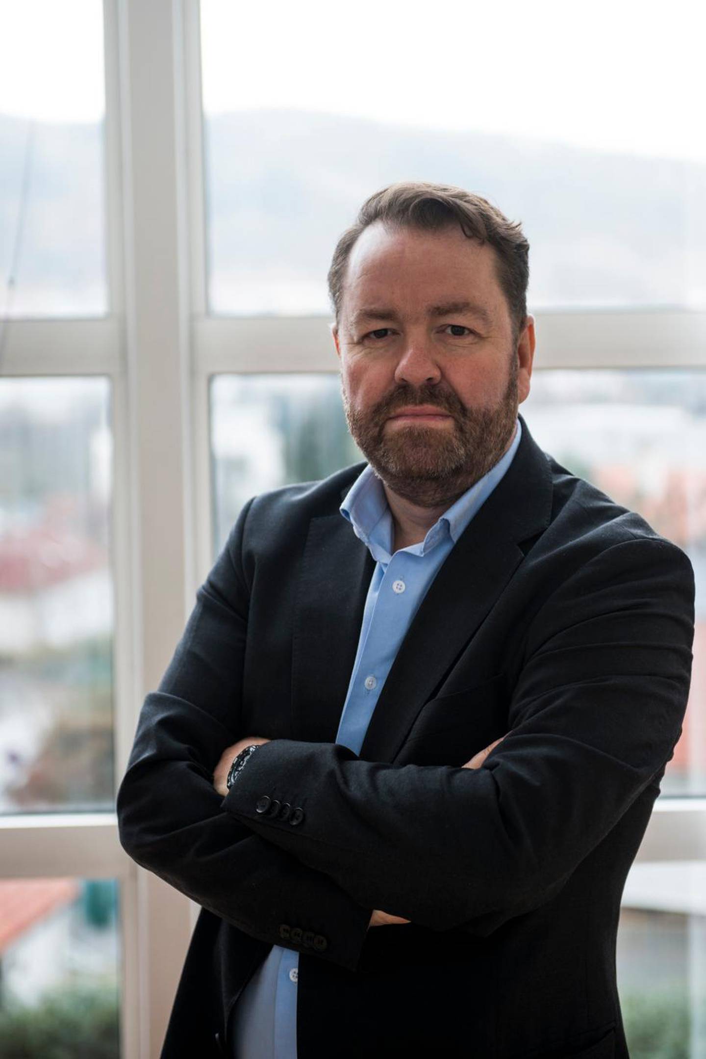 Styreleder Jørn-Henning Theis i Sjømannskirken betegner endringen som en «justering i forhold til hva som er vanlig for slike blader». Presseetikkekspert er ikke enig.