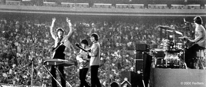 The Beatles spilte for 56.000 på Shea Stadion i 1965. Nesten ­ingen hørte noe, knapt nok så noe.