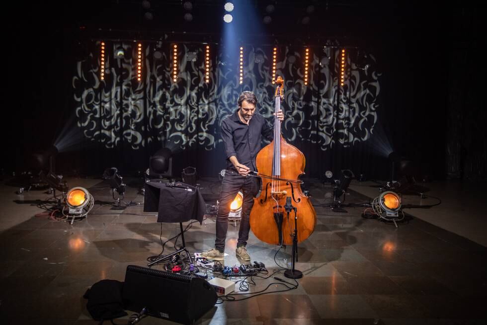 TOM SAL: 30. mars 2020, hadde Mats Eilertsen en lockdown-konsert på Sentralen i Oslo. Nå er innspillingen ute på plate.