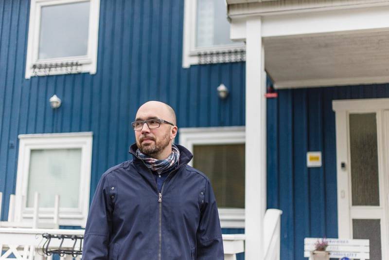 Etter brannen ville noen ta asylsøkerne hjem til seg, sier Anders Haag, som er ansvarlig for asylbarna.