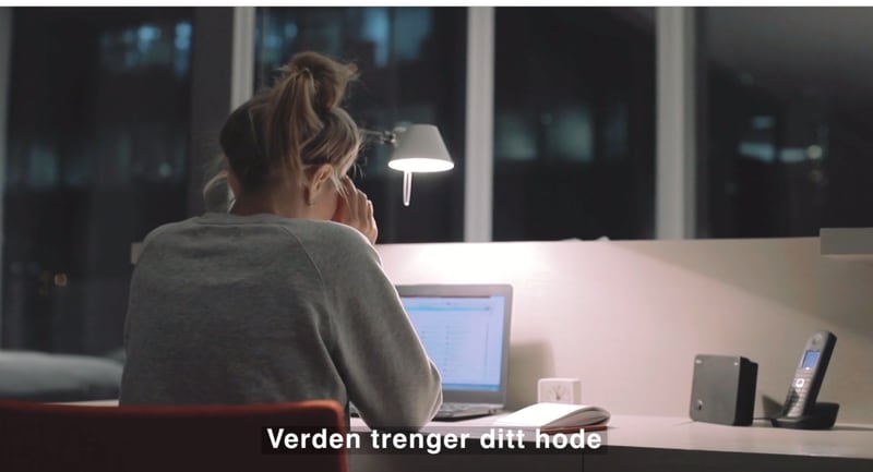 SPILLREKLAME: Slik reklamerer Norsk Olje og Gass for spelet «Fremtiden på spill» som er retta mot elevar på vidaregande og universitet.