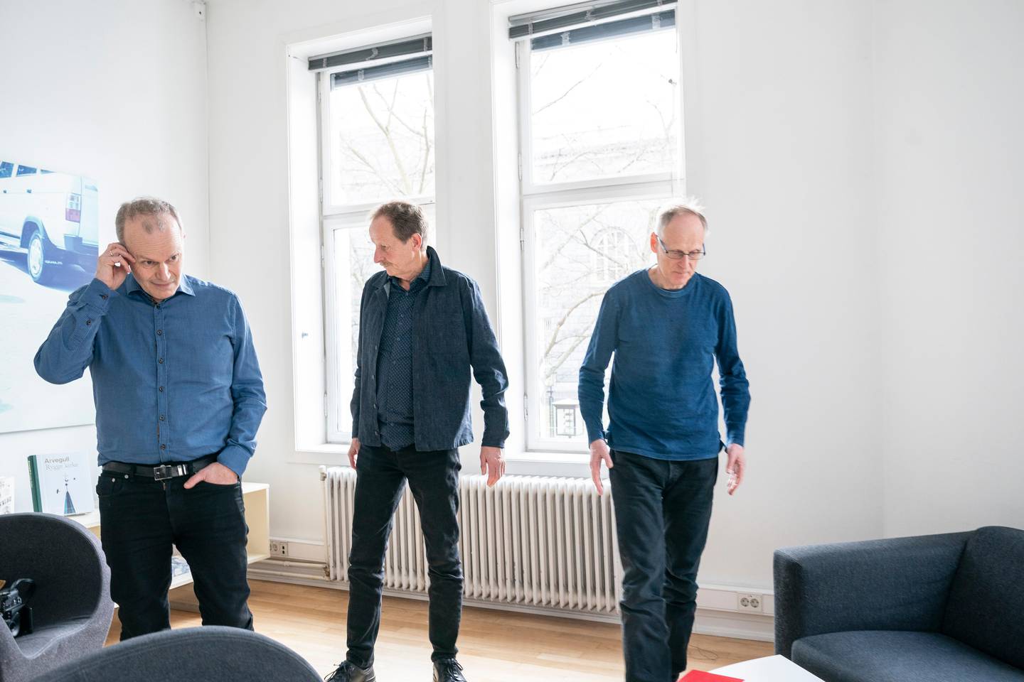 Tore Rem, Espen Søbye og Kjartan Fløgstad er aktuelle med boka På æren løs – Krigen litteraturen og æresretten ( Press forlag).