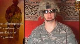 Taliban viser fram amerikansk soldatfange